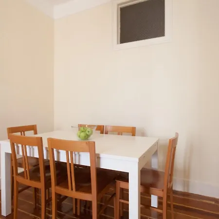 Portugalia Apartment *